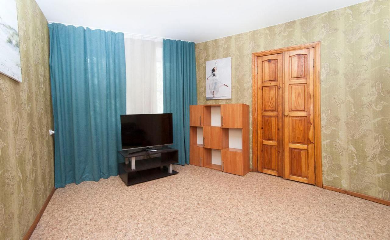 On Yavornitsky Av. Apartament Dniepropietrowsk